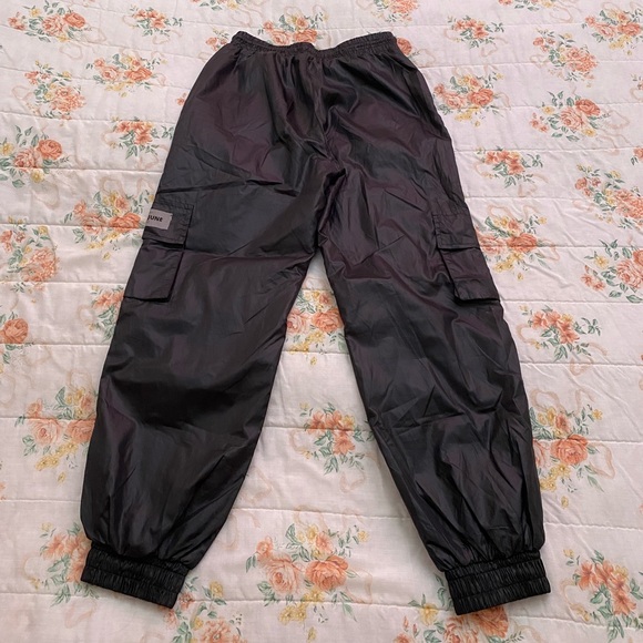 Sixth June cargo pants with zipper detail and side pockets - Picture 2 of 6